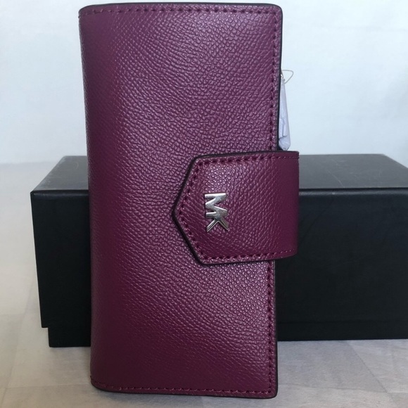 Michael Kors Voyager tote and wallet - Picture 7 of 7